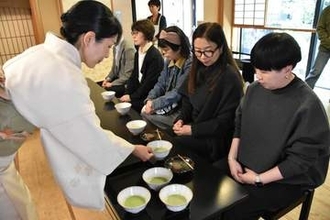 京都市で大正時代に開かれた「東山大茶会」ついに現代に復活　貴重な近代建築で繰り広げられた全容は…