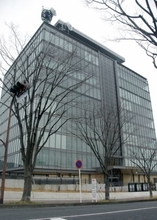 留置場で熱湯をかけ、同室者にやけど負わせる　容疑で28歳男逮捕　使ったのは支給されたさゆ