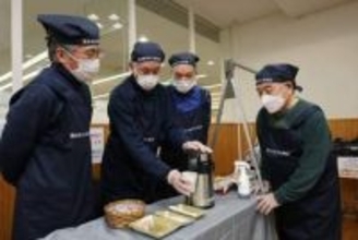 男性シニアの居場所、京都の「気ままおやじ会」とは　コーヒー販売、ペンキ塗りなど多彩な活躍