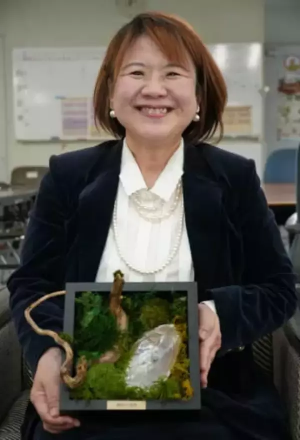コケを育て日々実験、独自の技法確立した「コケアート」を発信する58歳女性「一生の趣味見つけた」