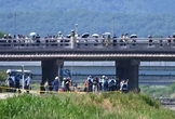 【速報】京都市中京区の鴨川で10代女性が死亡　三条大橋下流でうつぶせで発見