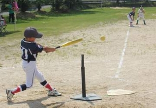 投手のいない野球「ティーボール」滋賀県で普及　野球に親しむ入り口に　ルールは？
