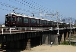 【速報】阪急京都線と千里線が一時運転見合わせ　西山天王山駅で人身死亡事故