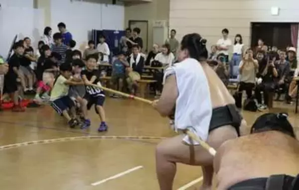 大相撲の力士と市民が交流　湊部屋の4人訪問「一回で白ご飯3合食べる」にどよめき　滋賀県近江八幡市
