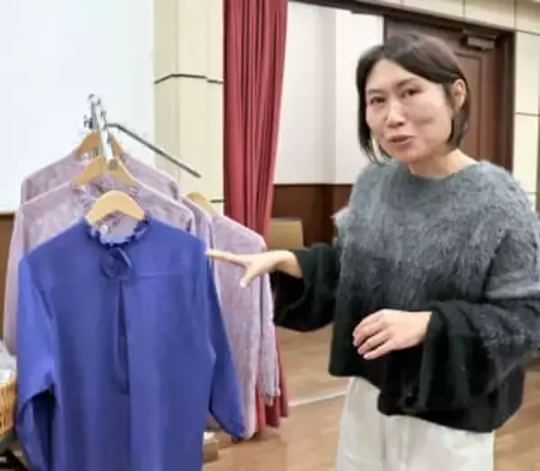 おしゃれな介護服「ないなら自分で作ろう」特許も取得した47歳の女性鍼灸師「気持ちが明るくなる服を」