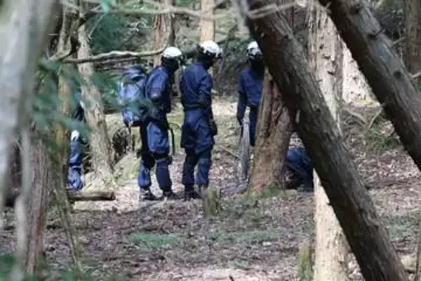 【速報】京都府南丹市、不明男児の靴か　自宅から北3.6キロの山中で発見、確認急ぐ