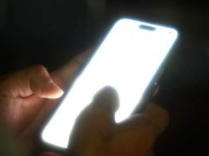 20代警察官、同僚のカードで携帯電話料金8万4000円不正支払い　容疑で書類送検