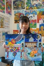 京都からイランに送った少女の絵　明け方のメールに母は寝床から飛び起きた「輝く平和な世界になって」