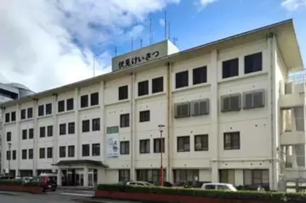 高さ4.3メートルのコンクリート貯蔵機器の清掃中に転落し男性死亡、京都の工場