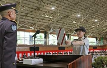 「人の命を救える自衛官になりたい」　陸上自衛隊大津駐屯地、400人が修了式