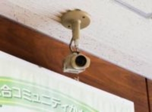 学校の防犯カメラ設置に「大きな格差」　設置ゼロもあれば、教員不祥事の監視も