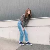 ハイカット ローカット別 コンバーススニーカーのオススメコーデ イラスト ローリエプレス