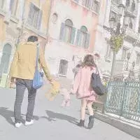 肩を組む心理とは 関係 状況別で徹底解説 上手な対処法もご紹介 ローリエプレス 肩を組む心理とは 関係 状況別で徹底解説 上手な対処法もご紹介 ローリエプレス