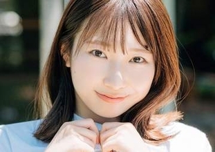 「絶対見逃さないでね」　注目の17歳アイドルCharaが初グラビア　ヤンマガでカラフル＆フレッシュビキニ披露　姉はムエタイ世界女王・藤原乃愛「昔から人を惹きつける才能がある」と太鼓判