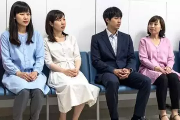 妊婦健診「待合室」で、気持ち悪くなったワケは……男性から匂ってくる“ココナッツの香り”　切実なお願いに、共感者続出「ここにはつけてこないで」「つわりだと辛い」