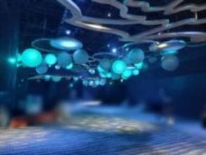 「ディズニー内で、おそらく一番豪華な休憩所」SNSで話題の穴場とは？→「落ち着ける」「静かに寝られる」