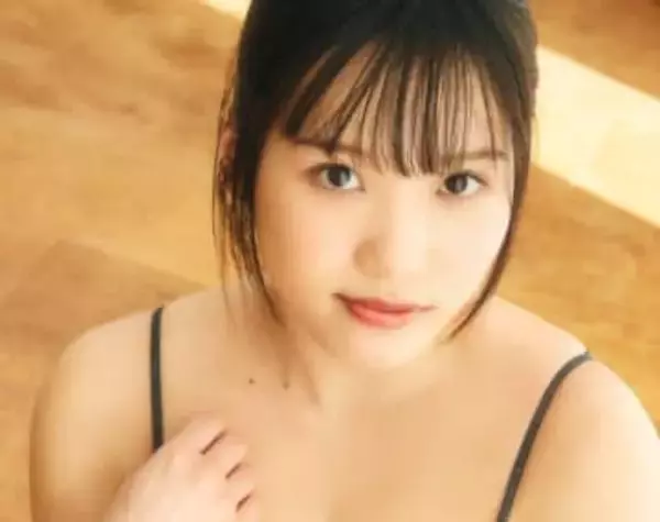 「みなみをお風呂に連れてって」　身長150cm×Hカップ！　童顔グラドルがビキニで魅了