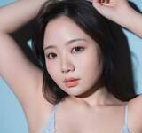 「Iカップのお嬢様大学生、衝撃のグラビアデビュー　 ミニマム童顔の22歳が豊満ボディで悩殺」の画像1