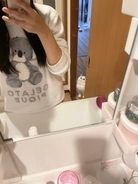 「気づくといる」猫さんの熱視線　強烈な目力に「すっごいガン見w」「飼い主さん愛されてる」