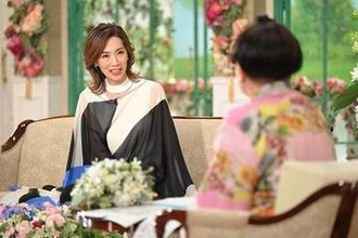 芸能生活40周年迎えた元宝塚トップ　ジャズ、名曲、落語と新たな世界に挑戦中　徹子にサプライズプレゼントも【徹子の部屋】