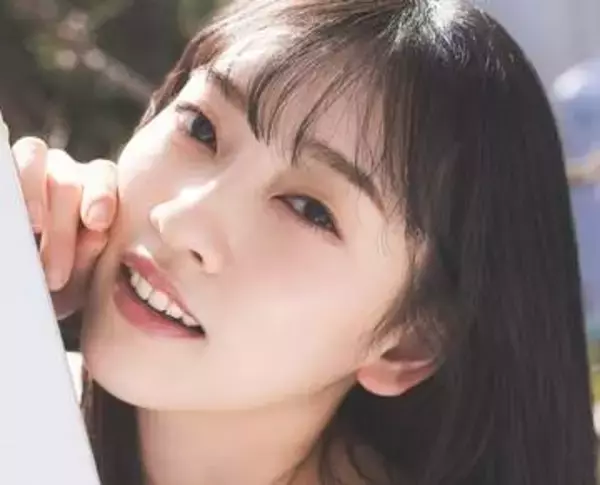ぐいっと突き上げバックポーズ　網タイツ水着で誘惑　ミスSPA! 2025・三木優彩、しなやかな肢体で「猫グラビア」