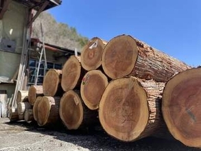 「BIG！BIG！」外国人観光客がリクエスト…“6文字の日本語”を刻印したまな板が話題　「か、かわいい！！！」「日本人にも刺さる」