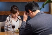 「融通が利かない」「謎の上から目線」結婚相手としての公務員男性　「好印象」と答えた婚活女性は半数以下