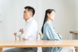 【結婚10年以上の男女720人調査】5人に1人が「熟年離婚したい」　熟年離婚が意識されやすい夫婦の特徴は？