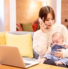 育休中、上司から毎日“仕事の電話”「夜遅くLINE、週末も…」これってルール違反じゃない？【社労士が解説】