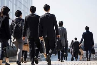 社会人1年目の6人に1人「初任給30万円以上」　“給与”で企業を選ぶ学生多く