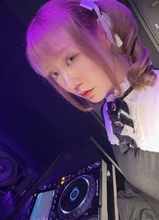 酔って転んでアザだらけ　ネイルも折れて超悲惨　ケガが絶えない夜のお仕事　「病院代」と数万円を渡す神客も！【現役キャストに取材】