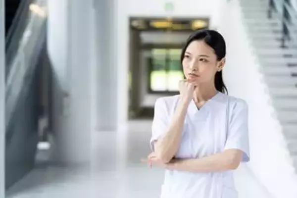 「今の給料じゃ割に合わない」看護師の約7割が訴えるリアル　「妥当」だと思う給与はいくら？