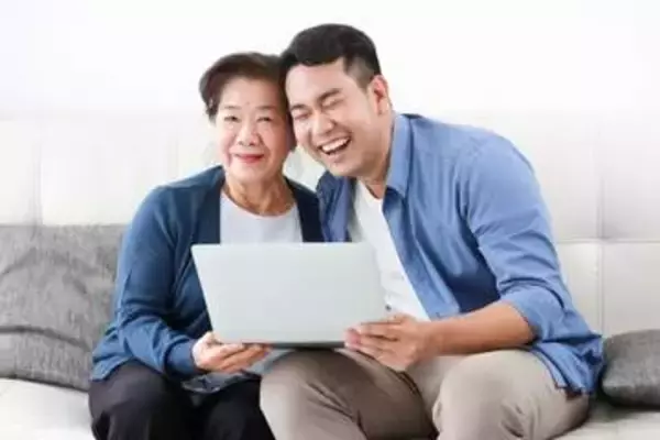 統合失調症の27歳息子、工賃は月1万7000円　62歳母の不安「親亡き後、この子はどこで誰と暮らすのか」　グループホームの費用と探し方【社会福祉士が解説】