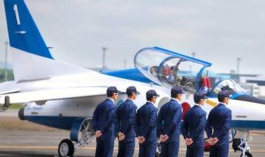 「おしごとがんばって」航空自衛隊パイロットの子どもの絵手紙　小泉進次郎防衛相「お父さんを想いながら描いたんだろうなぁ」