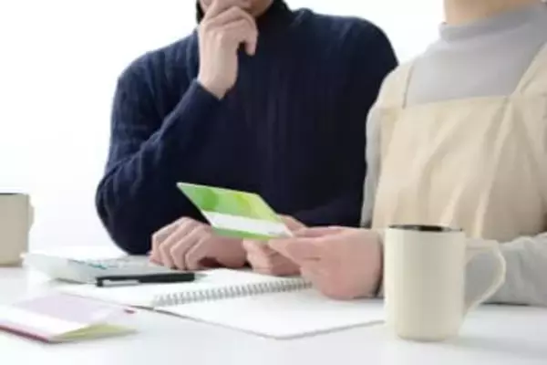 2026年の世帯収入「増える」が過半数　一方で、家計の全体像は「良くならない」と7割超が予想、なぜ？