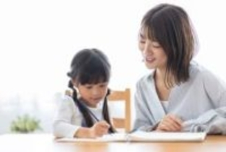 子どもの勉強場所、自室それともリビング　6割超のママが選んだ場所と理由
