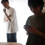 「妻に不倫疑惑浮上　証拠は性的なメッセージのスクショだけ　素知らぬ顔で泳がせるのが正解ですか？【探偵が解説】」の画像1