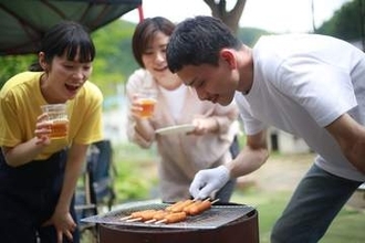 自宅でBBQをする家庭は約3割　何を焼いている？「スモアは必ず」「アヒージョが定番」ママたちに聞いた人気メニュー
