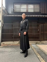 「お兄さん、カッコええねー」電車で70代女性に声をかけられた大学教授「実はこの服は」…車内で言葉を交わした20分　障害のある息子への母の思い