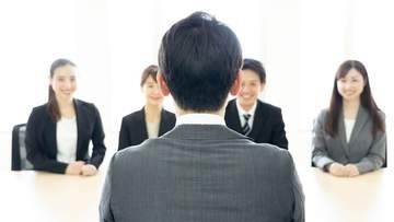 【就活】「恋愛タイプを聞かれた」「顔が営業向きではないと言われた」「体型やメイクに言及された」　2割が受けた不適切質問