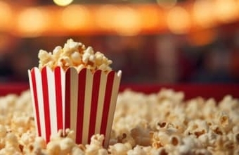 ロビーに漂う甘く香ばしい匂い　映画館のポップコーン、戦略的空調がすごい！
