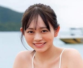 写真集が大ヒットの20歳女優　純白ビキニと女神のS字カーブ　珠玉のアザーカット解禁