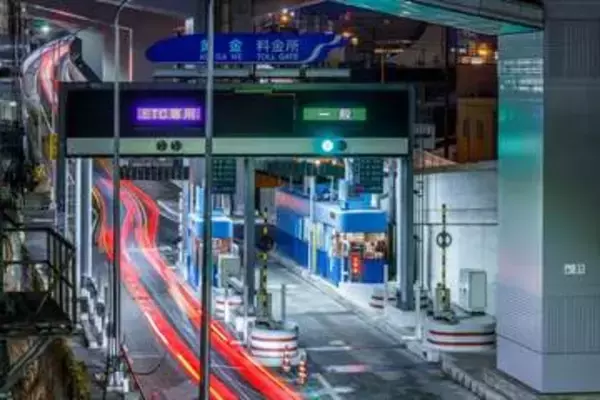 高速道路の深夜割引見直し、「改悪」の評価は本当？　時間拡大のメリットと走行分のみ適用の落とし穴