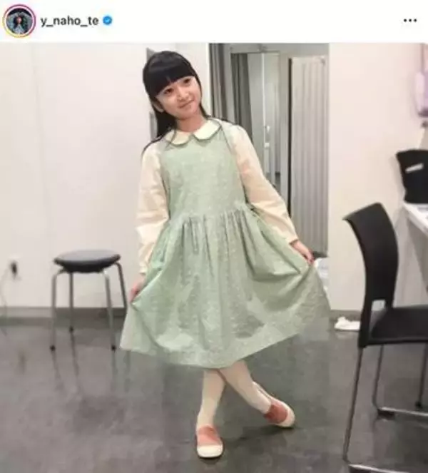 「一瞬誰？」「すっかり大人に」元子役、18歳に成長した大人顔ショットに反響続々　10歳で綾瀬はるかさんの娘役演じる