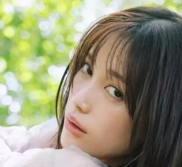 「今しか残せない瞬間をこの一冊に」　映画「チェイサーゲームW」主演のクールビューティ―女優