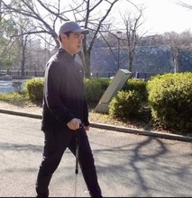 交通事故で頸椎損傷　19歳の元高校球児に「一生車いす」と医師→リハビリ重ね杖で歩けるまで回復　夢のホノルルマラソン完歩へ【本人に取材】