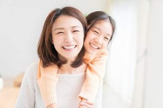 「令和の母」のイメージに合う有名人、2位は北川景子さん、1位は？　女性1000名に聞いた　昭和は山岡久乃さん