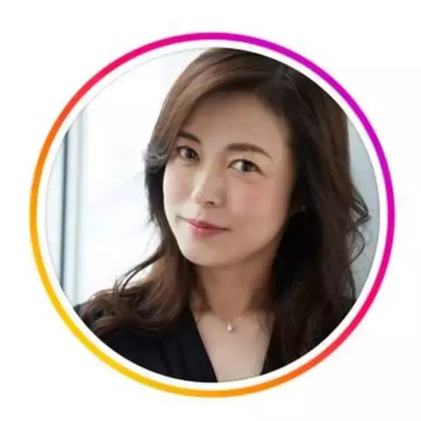 「ちょうどよくない！？」人気ドラマ女優56歳…手芸のアイデアが「すばらしい」と話題　「手作りすごい」「似合いますね」