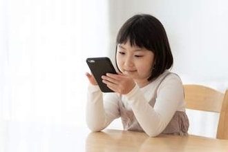 小４娘の友だちのLINEルールが厳しすぎて「やばい」に賛否　グループに母親からメッセージ投下やブロック…「かわいそう」「いじめを心配…」