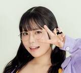 「えなこ＆東雲うみ＆南あみ、セクシーなバックショット　平成の雰囲気漂うビキニ姿を披露」の画像1